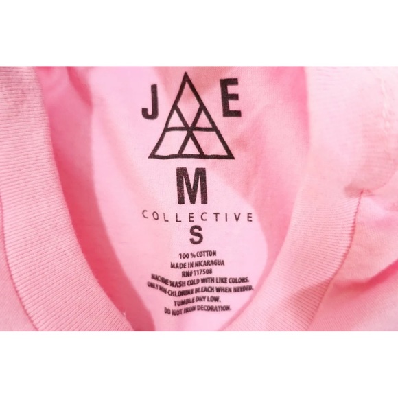 JEM COLLECTIVE Light Pink Breast Friend Forever Cancer Awareness Tshirt Medium - Picture 7 of 7
